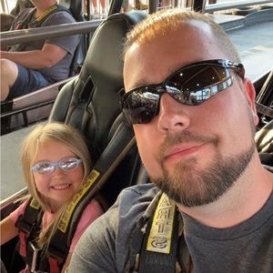 Meet your Posher, Christopher